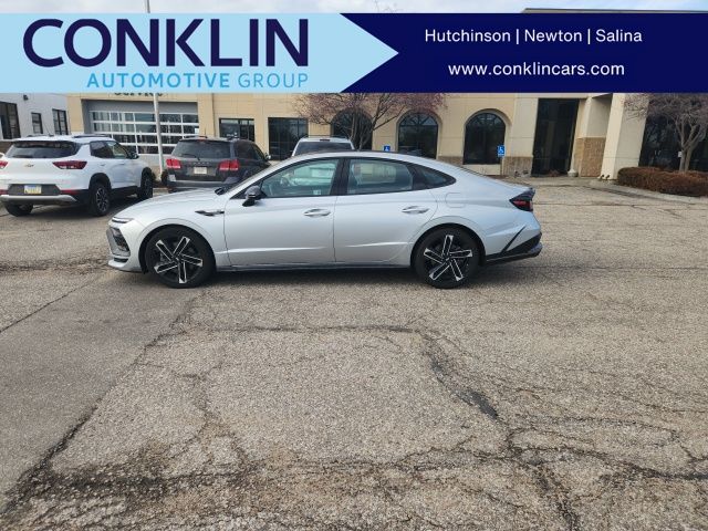 2024 Hyundai Sonata N Line's photo