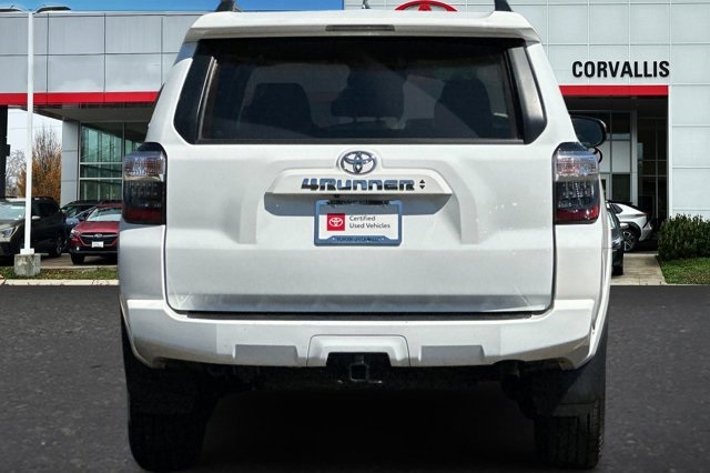 2024 Toyota 4Runner SR5 4WD photo 4