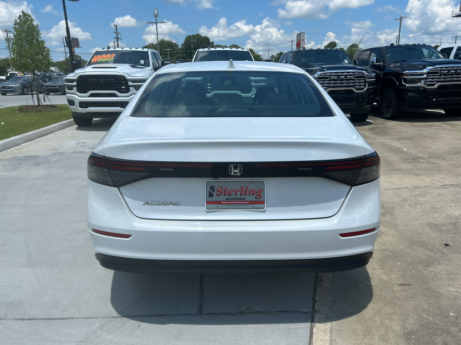 2023 Honda Accord LX photo 7