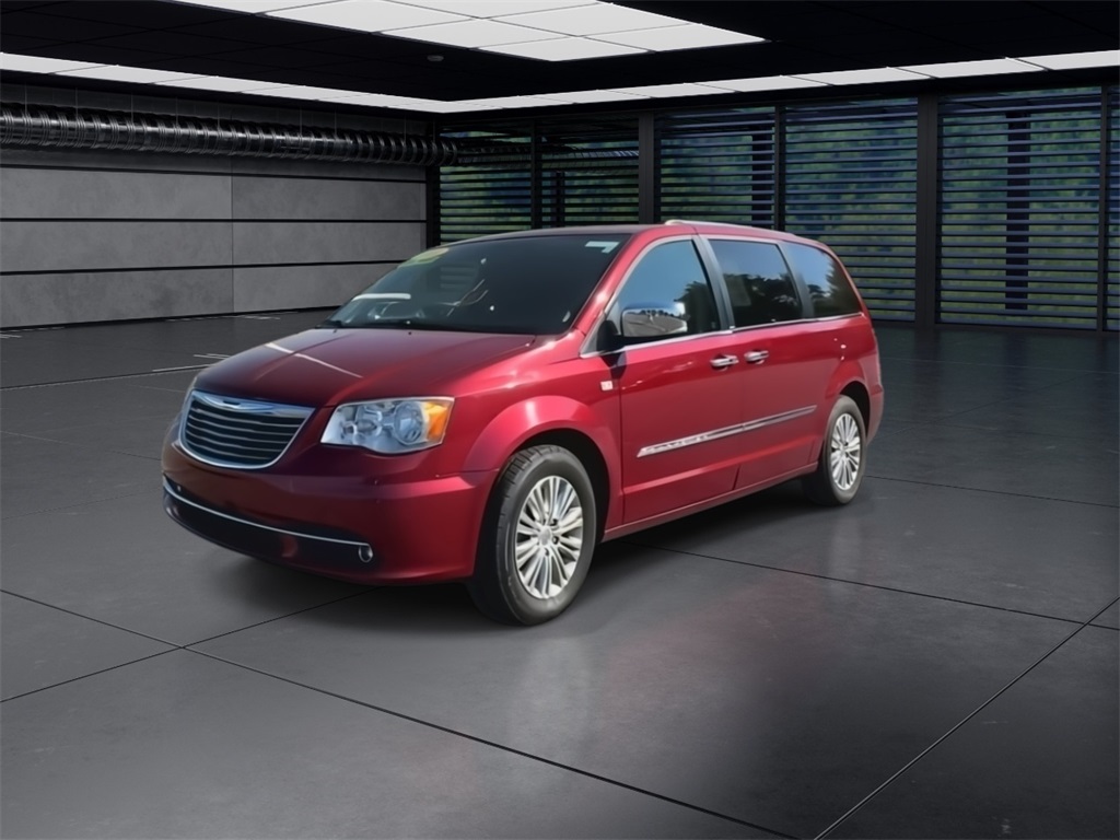 2014 Chrysler Town & Country photo 4