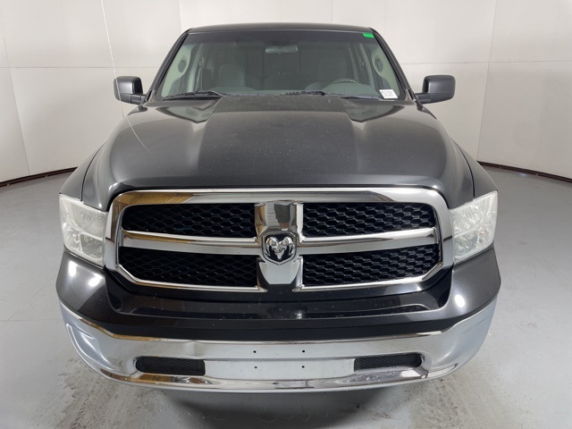 2018 Ram 1500 SLT photo 3