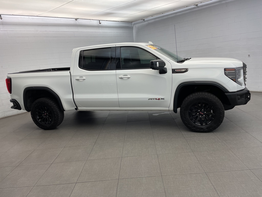 2023 Gmc Sierra 1500 AT4X photo 4