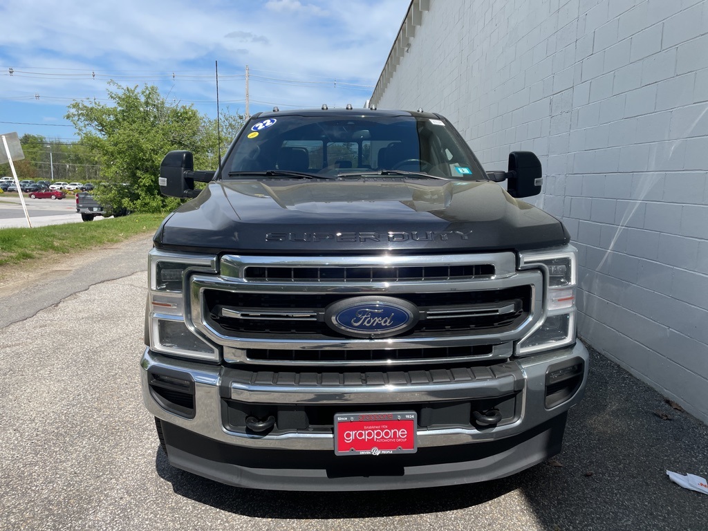 2022 Ford F-250 Lariat photo 2