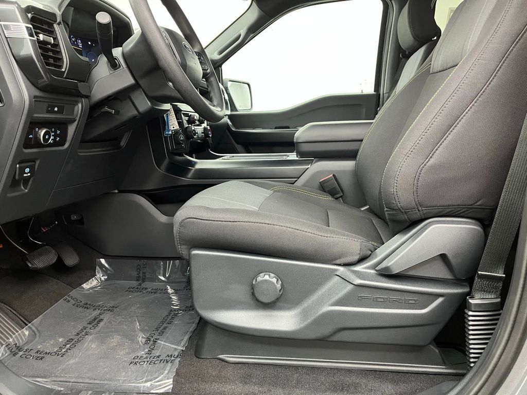 2025 Ford F-150 STX photo 8