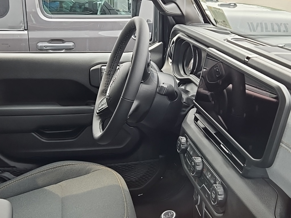 2025 Jeep Wrangler Sport S photo 9