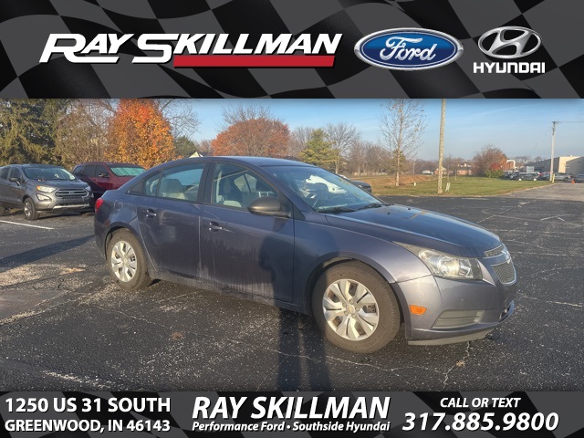 2014 Chevrolet Cruze LS's photo