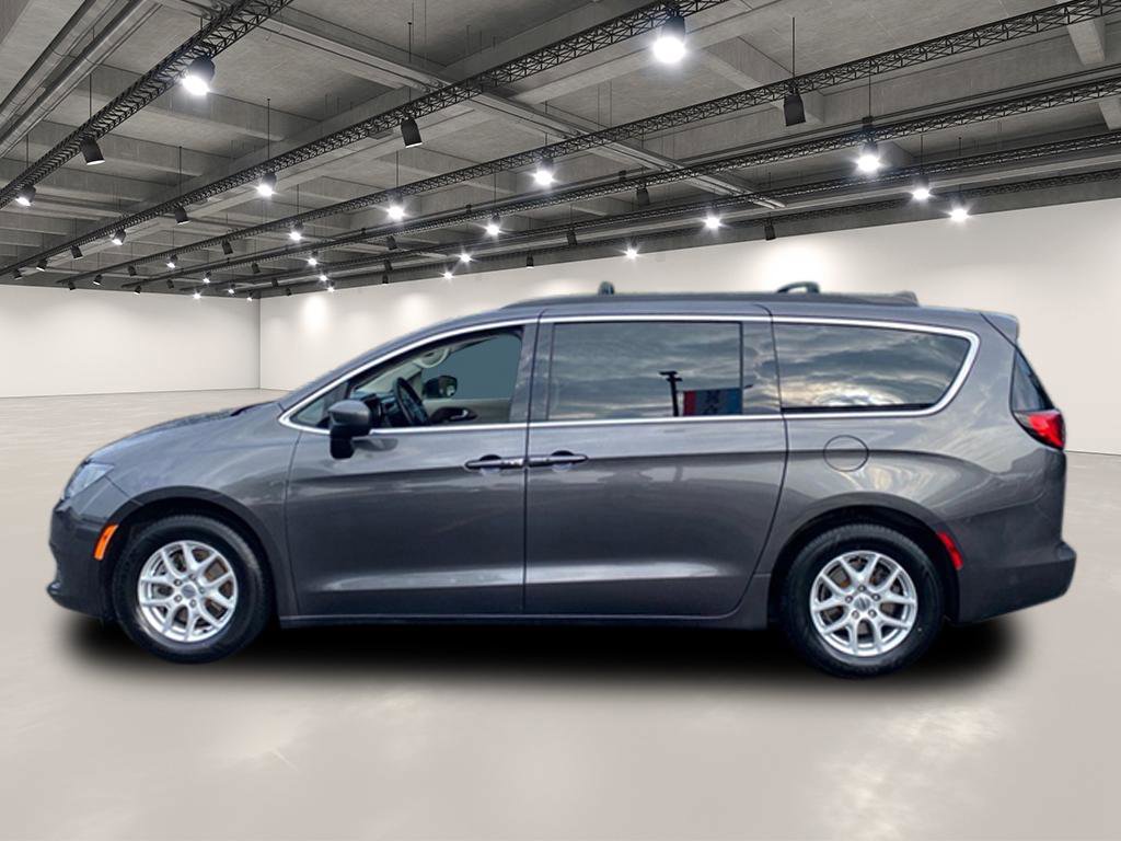 2021 Chrysler Voyager LXi photo 4