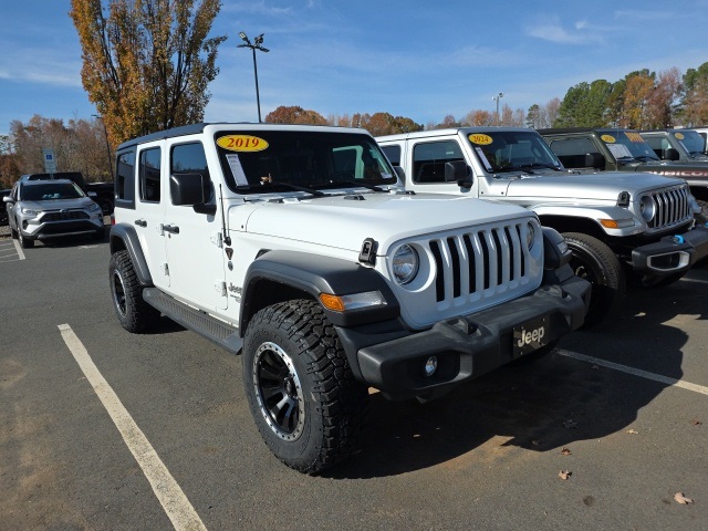 2019 Jeep Wrangler Unlimited Sport S photo 3