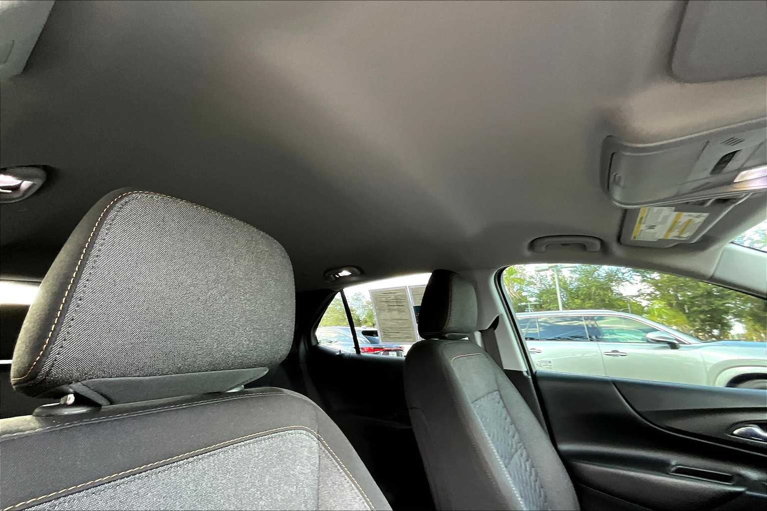 2020 Chevrolet Equinox LT photo 13