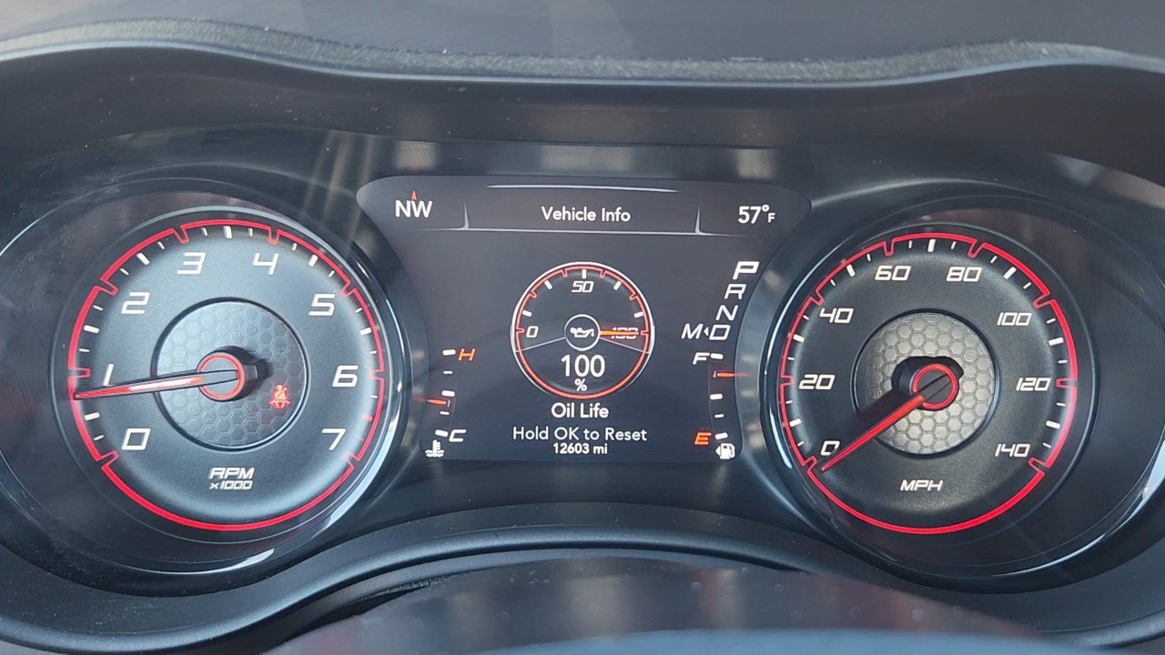 2023 Dodge Charger SXT photo 11