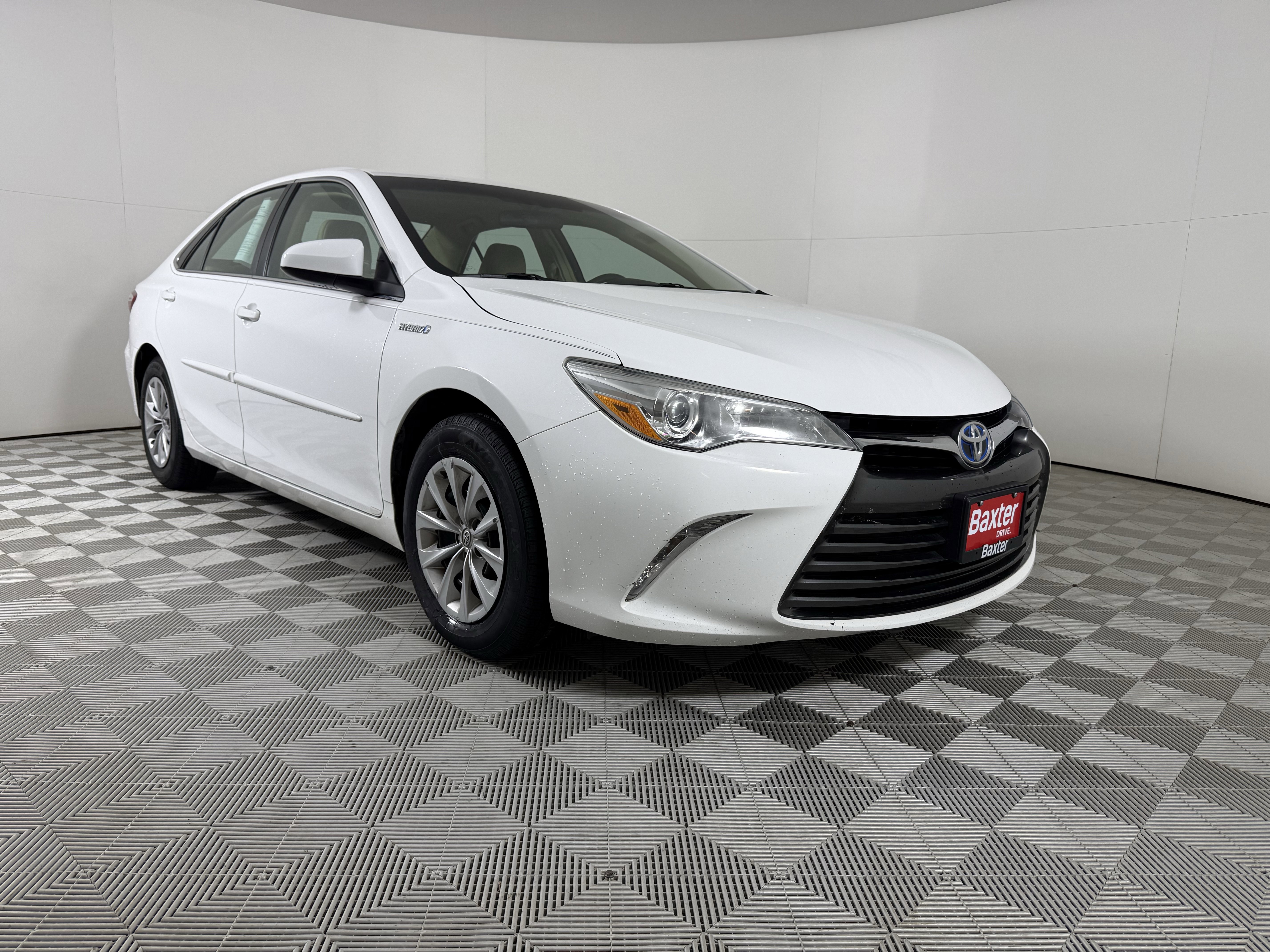 2017 Toyota Camry Hybrid LE