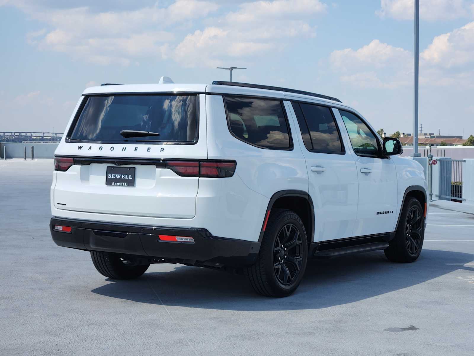 2023 Jeep Wagoneer Series II Carbide photo 5