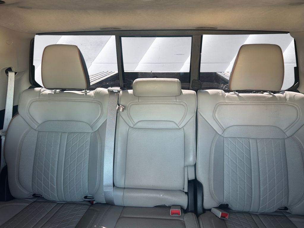 2025 Ram 1500 photo 12