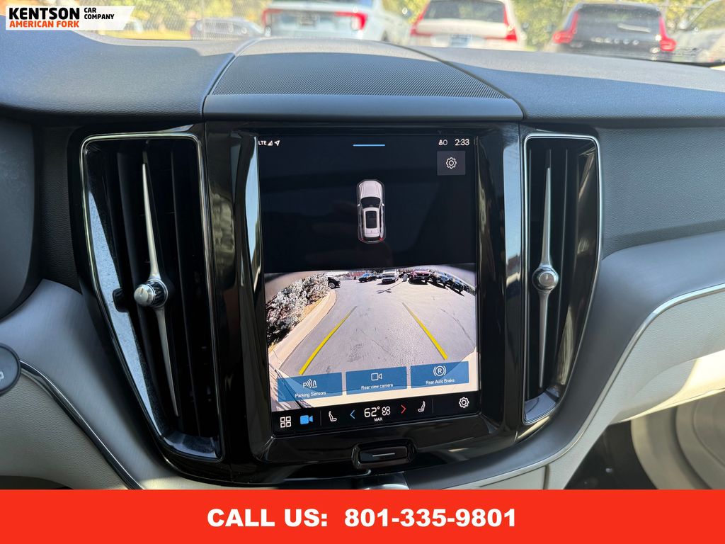 2024 Volvo XC60 Core photo 23