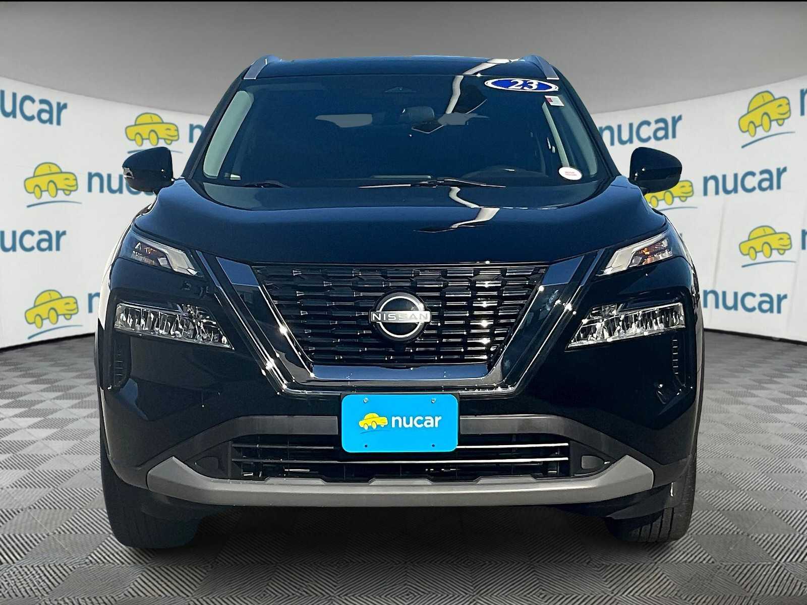 2023 Nissan Rogue SV photo 2