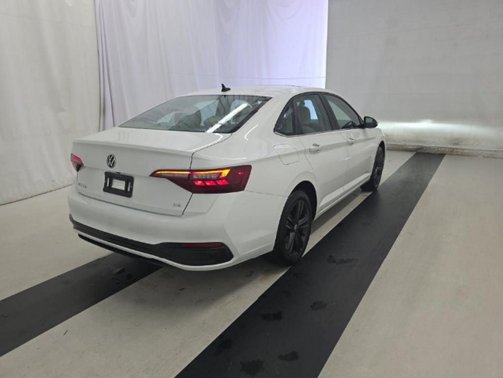 3VW7M7BU4RM014700