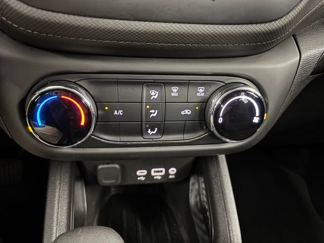 2023 Chevrolet Trailblazer LS photo 12