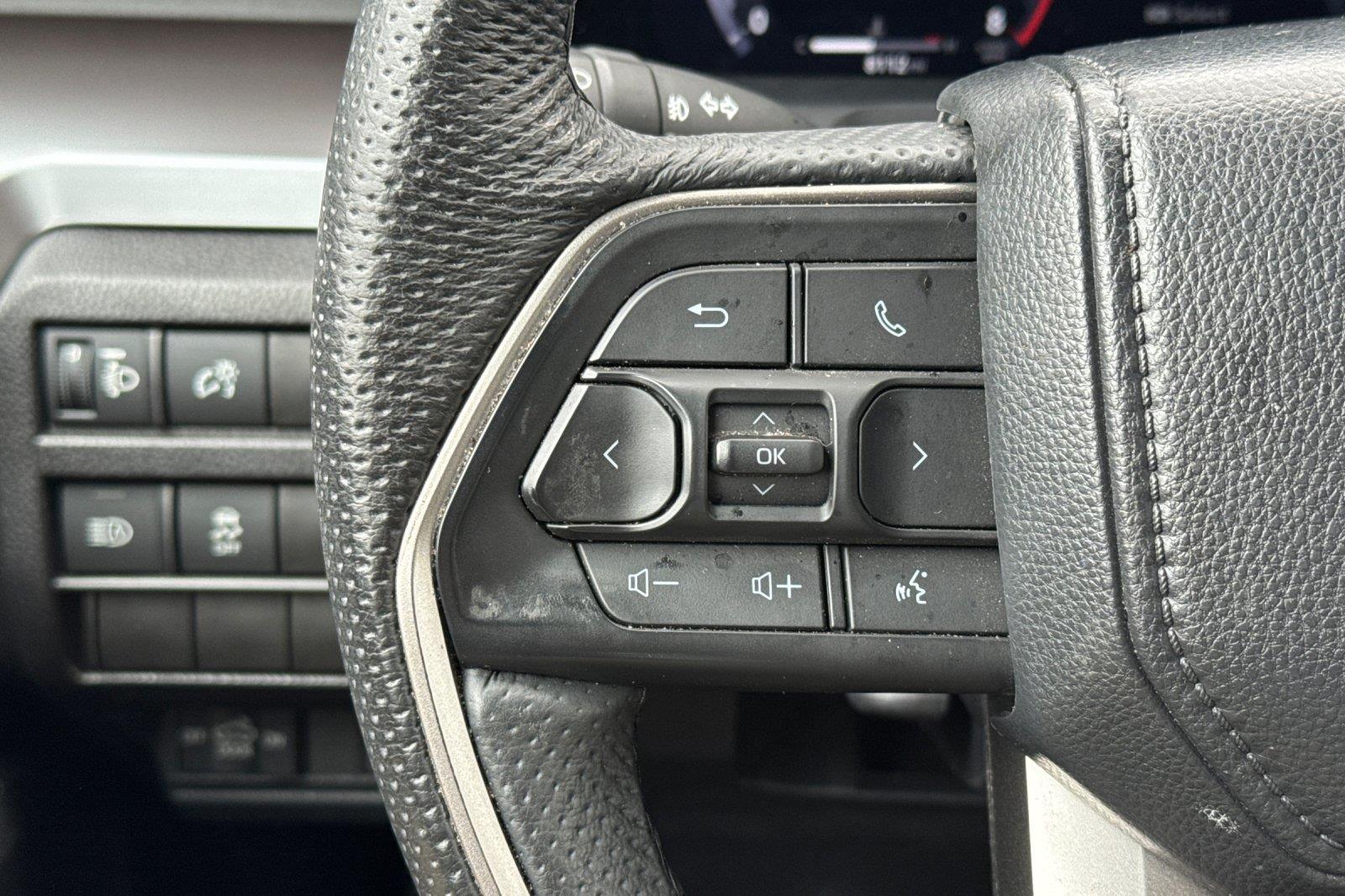2024 Toyota Tacoma TRD Double Cab photo 17