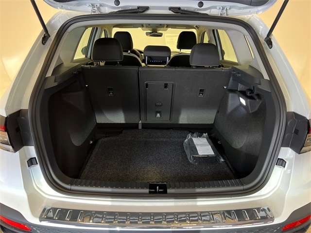 2025 Volkswagen Taos S photo 5