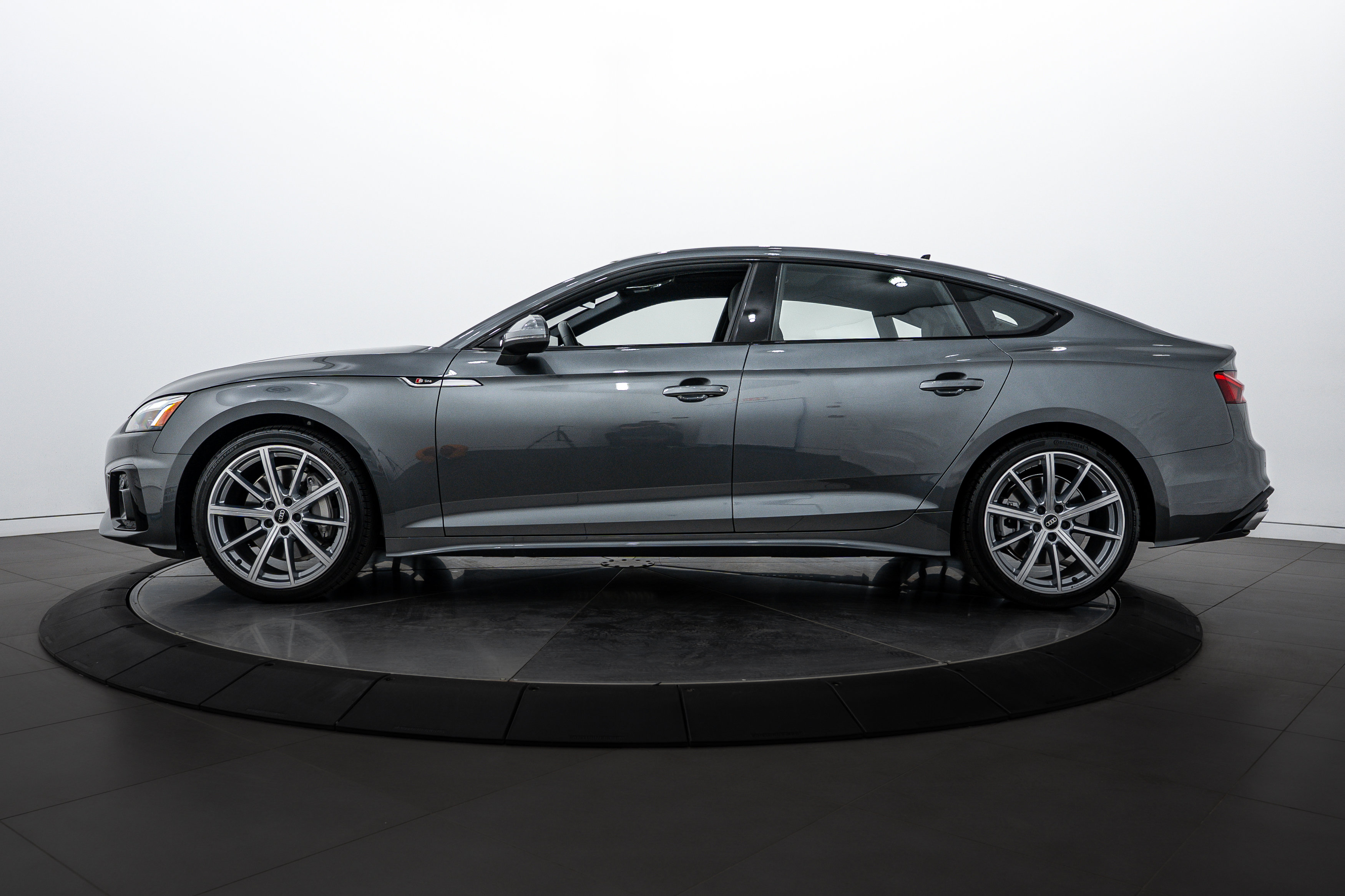 2025 Audi A5 S line Quattro Premium photo 5