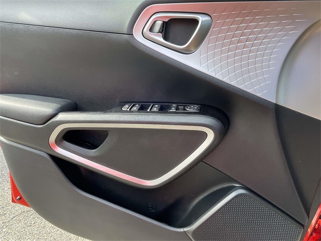 2022 Kia Soul LX photo 21