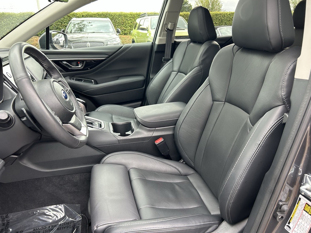 2025 Subaru Outback Touring XT photo 19