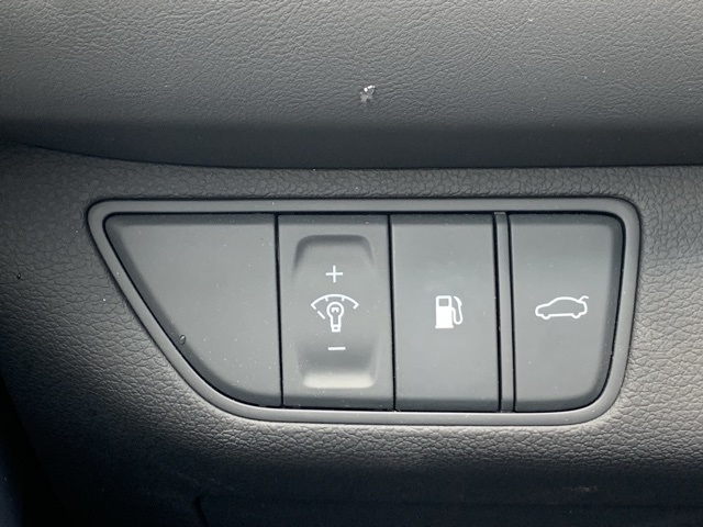 2025 Genesis G70 2.5T photo 34