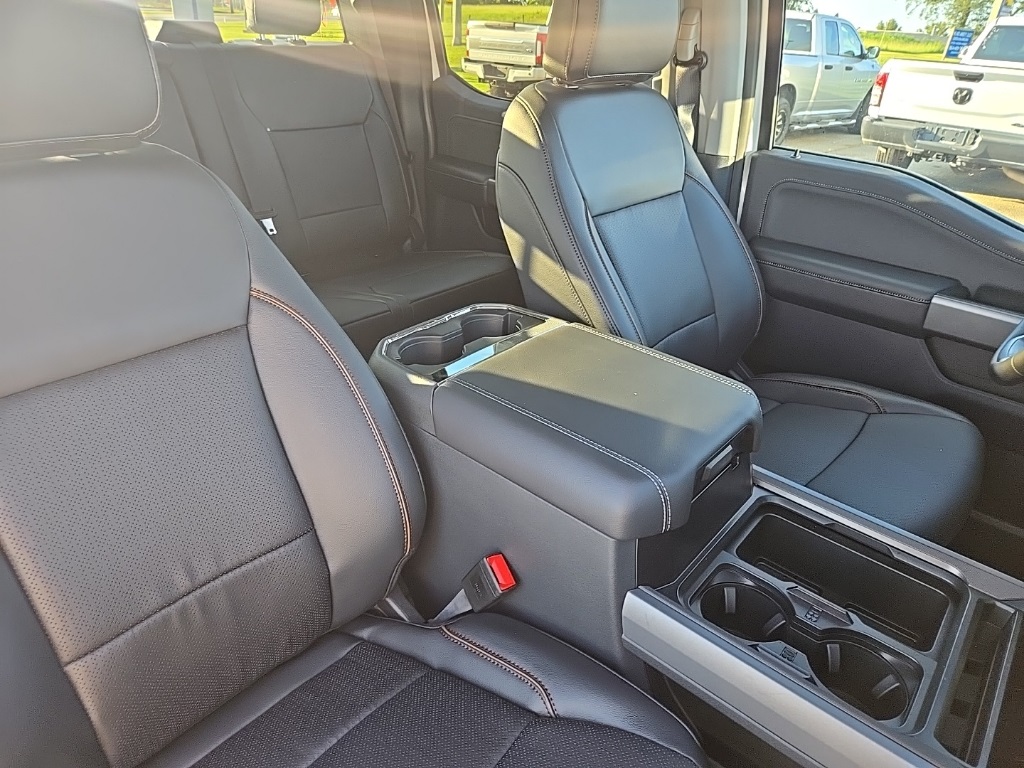 2026 Ford F-350 Lariat photo 22