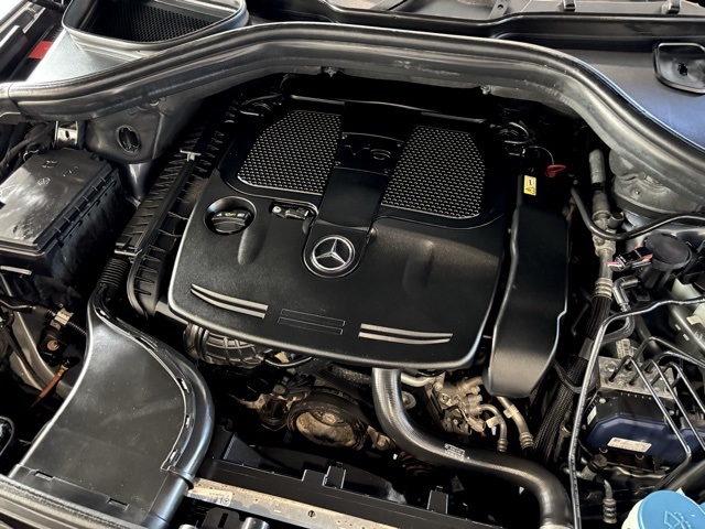 2012 Mercedes Benz ML 350 4MATIC photo 39
