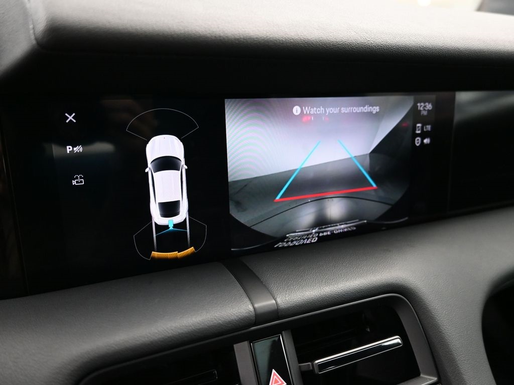 2022 Porsche Taycan 4S photo 24
