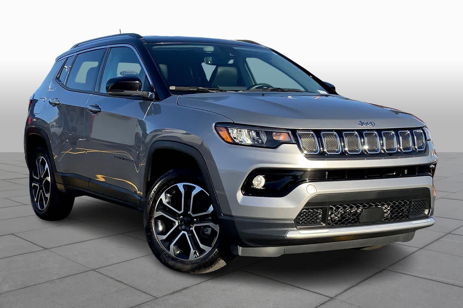 2022 Jeep Compass Limited photo 2