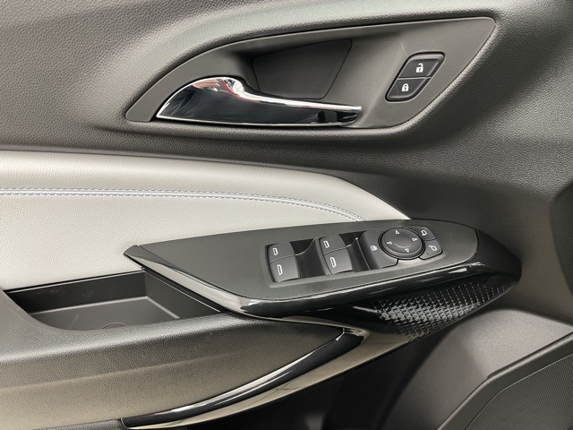 2026 Chevrolet Trax LT photo 3