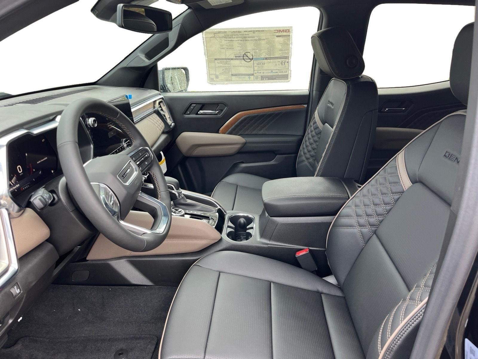2026 Gmc Canyon Denali photo 13