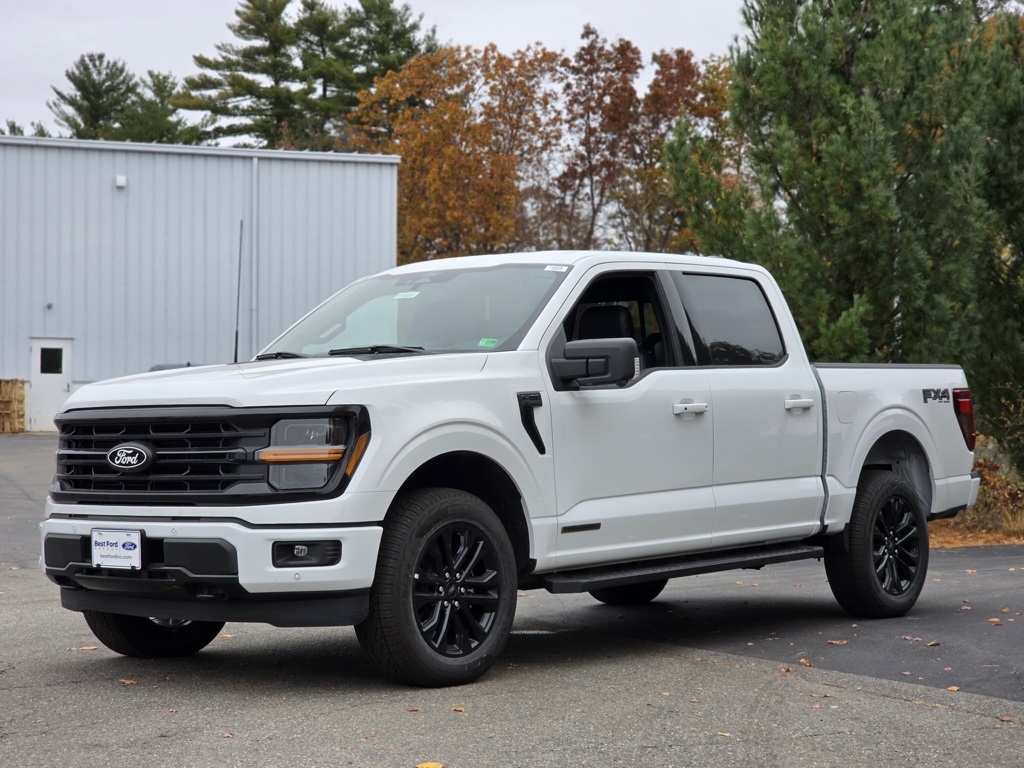 2025 Ford F-150 XLT photo 4