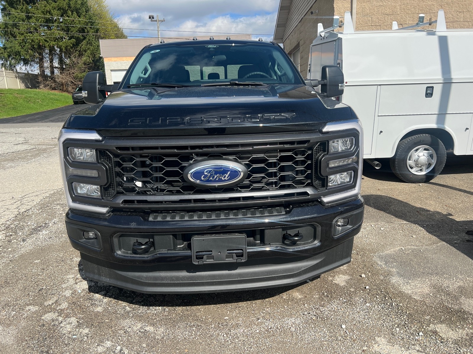 2025 Ford F-350 XL photo 3