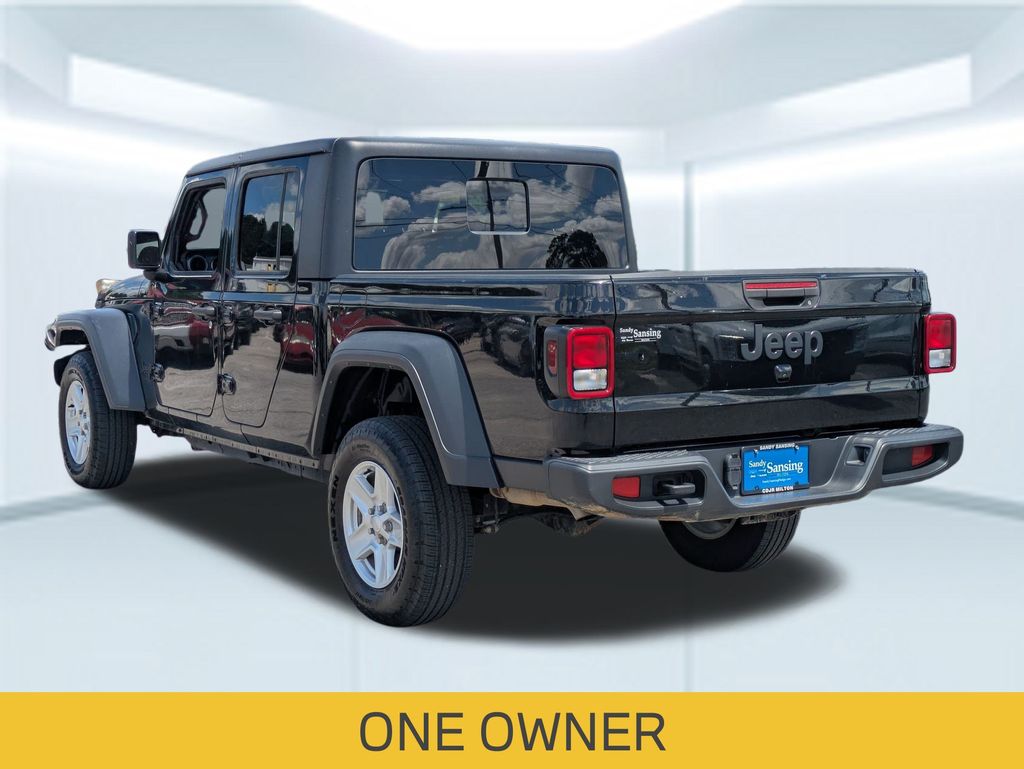 2023 Jeep Gladiator Sport photo 2