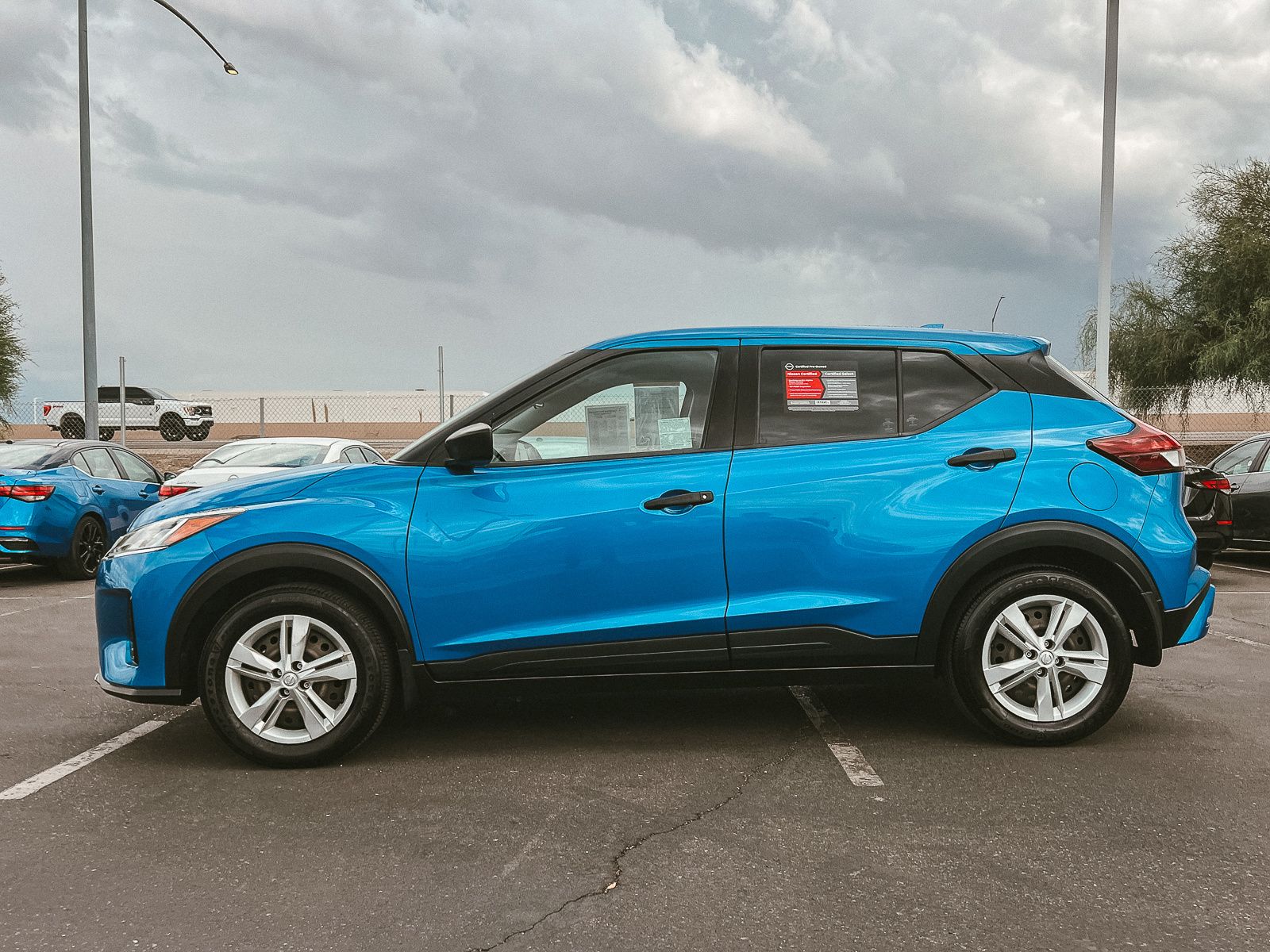 2024 Nissan Kicks S photo 8