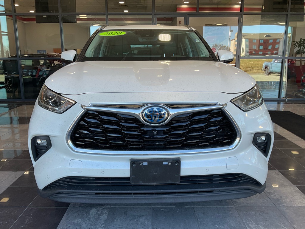 Used 2020 Toyota Highlander Limited with VIN 5TDXBRCH8LS013112 for sale in Kansas City