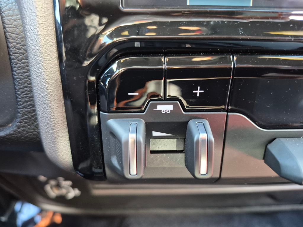 2024 Ram 2500 Big Horn photo 17