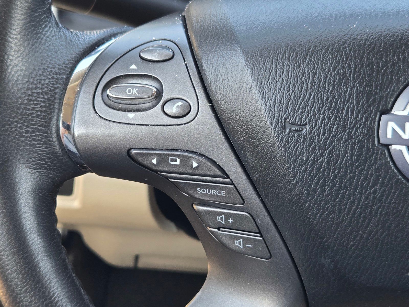 2023 Nissan Murano SL photo 25