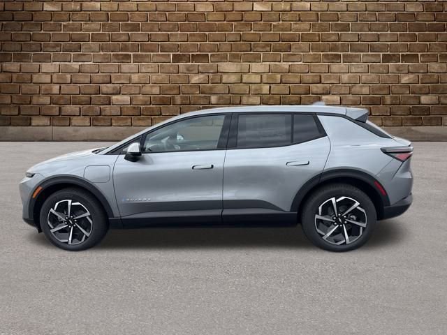 2026 Chevrolet Equinox EV 1LT photo 2