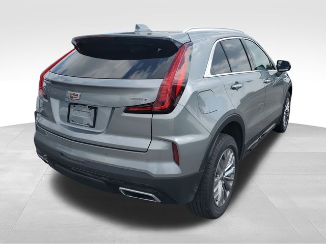 2024 Cadillac XT4 Premium Luxury photo 2