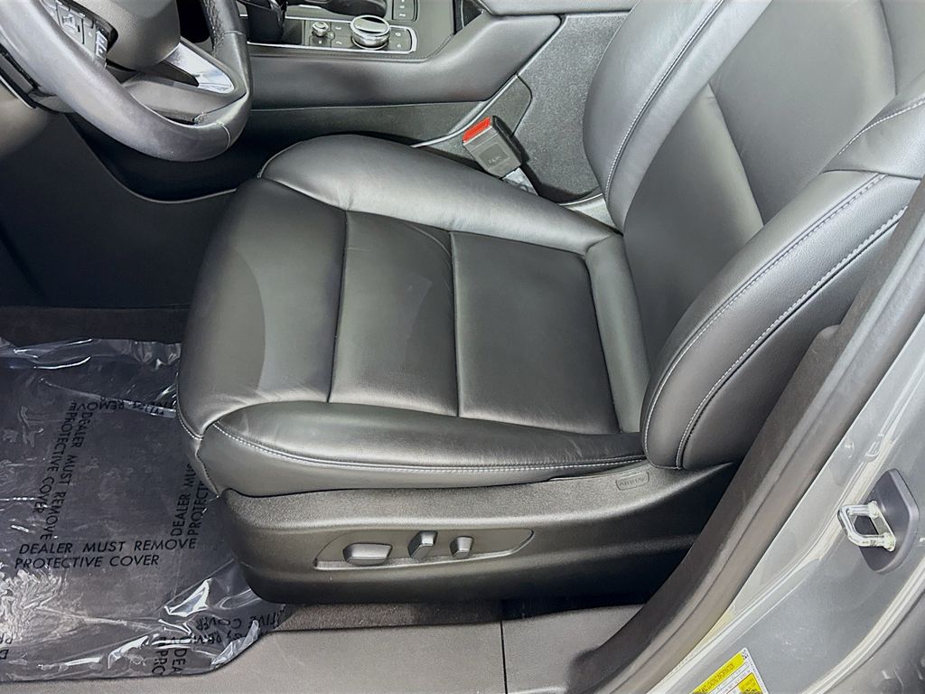 2023 Cadillac XT4 Luxury photo 16