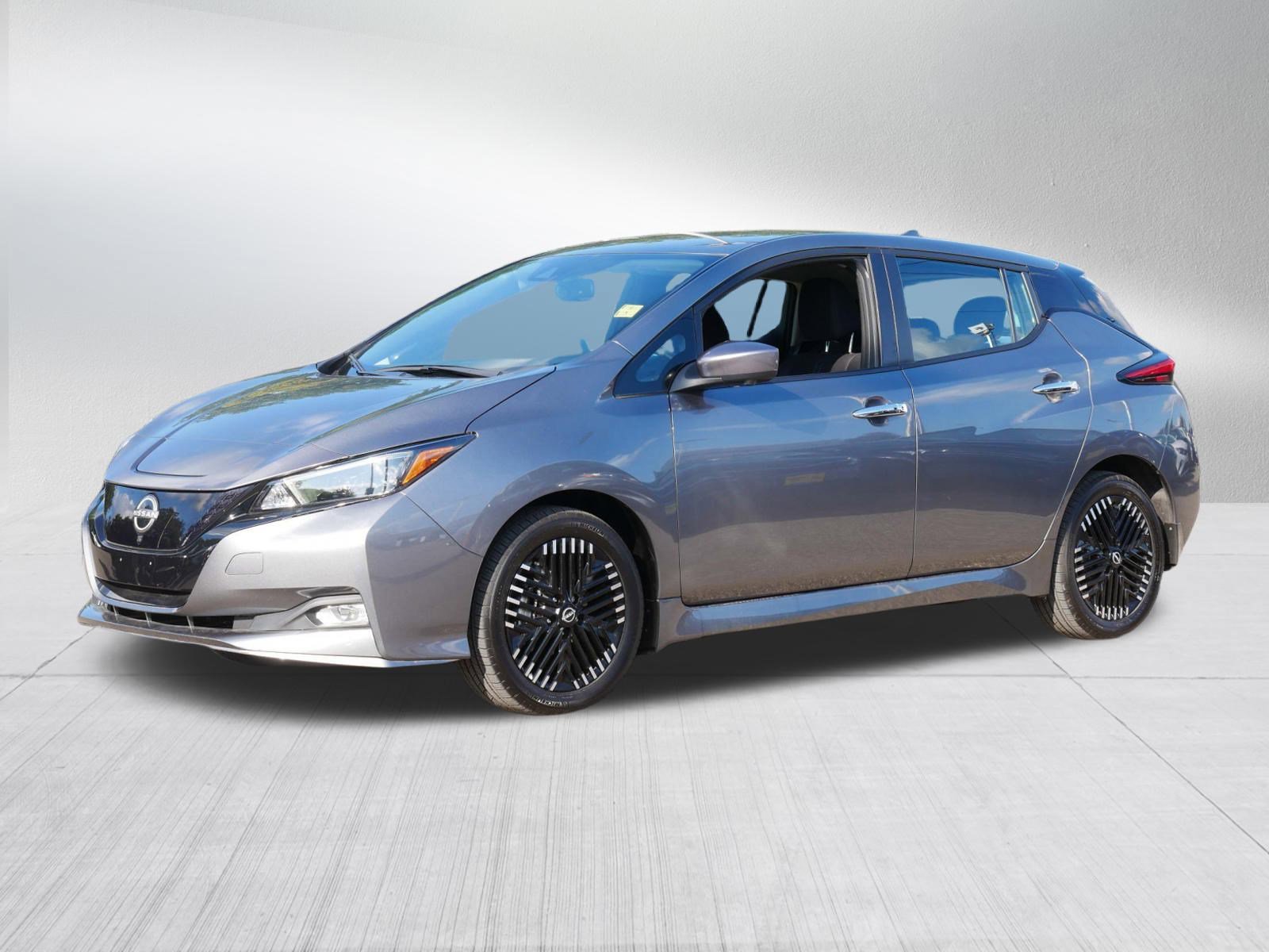 2024 Nissan Leaf SV Plus photo 3