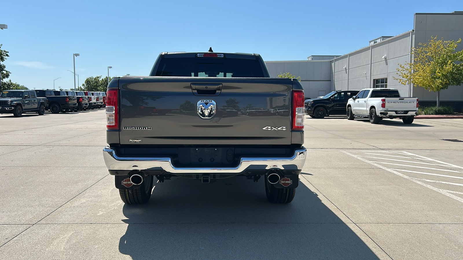 2022 Ram 1500 Big Horn Lone Star photo 3