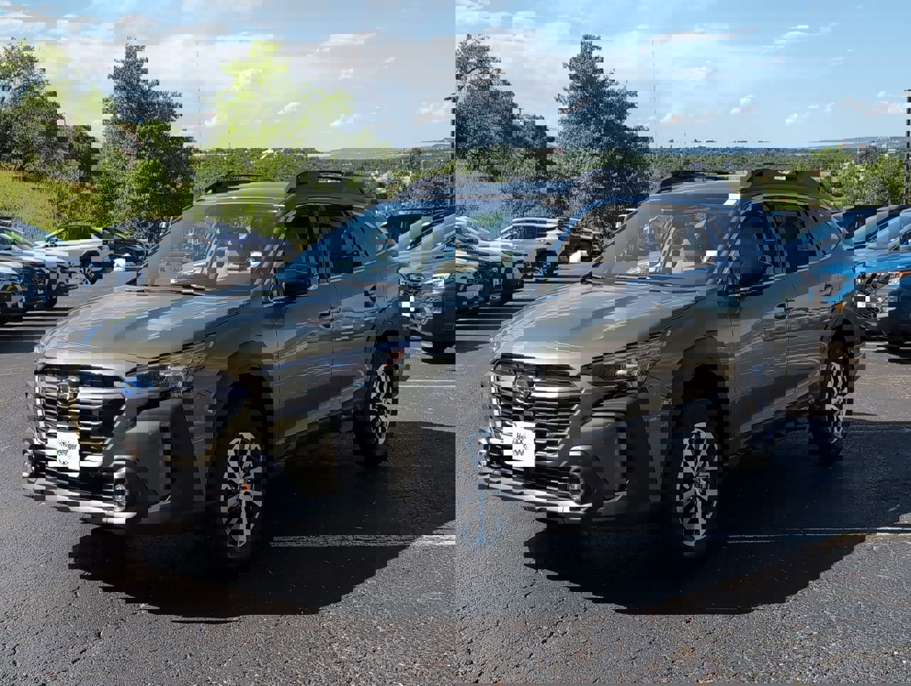 2025 Subaru Outback Premium photo 3