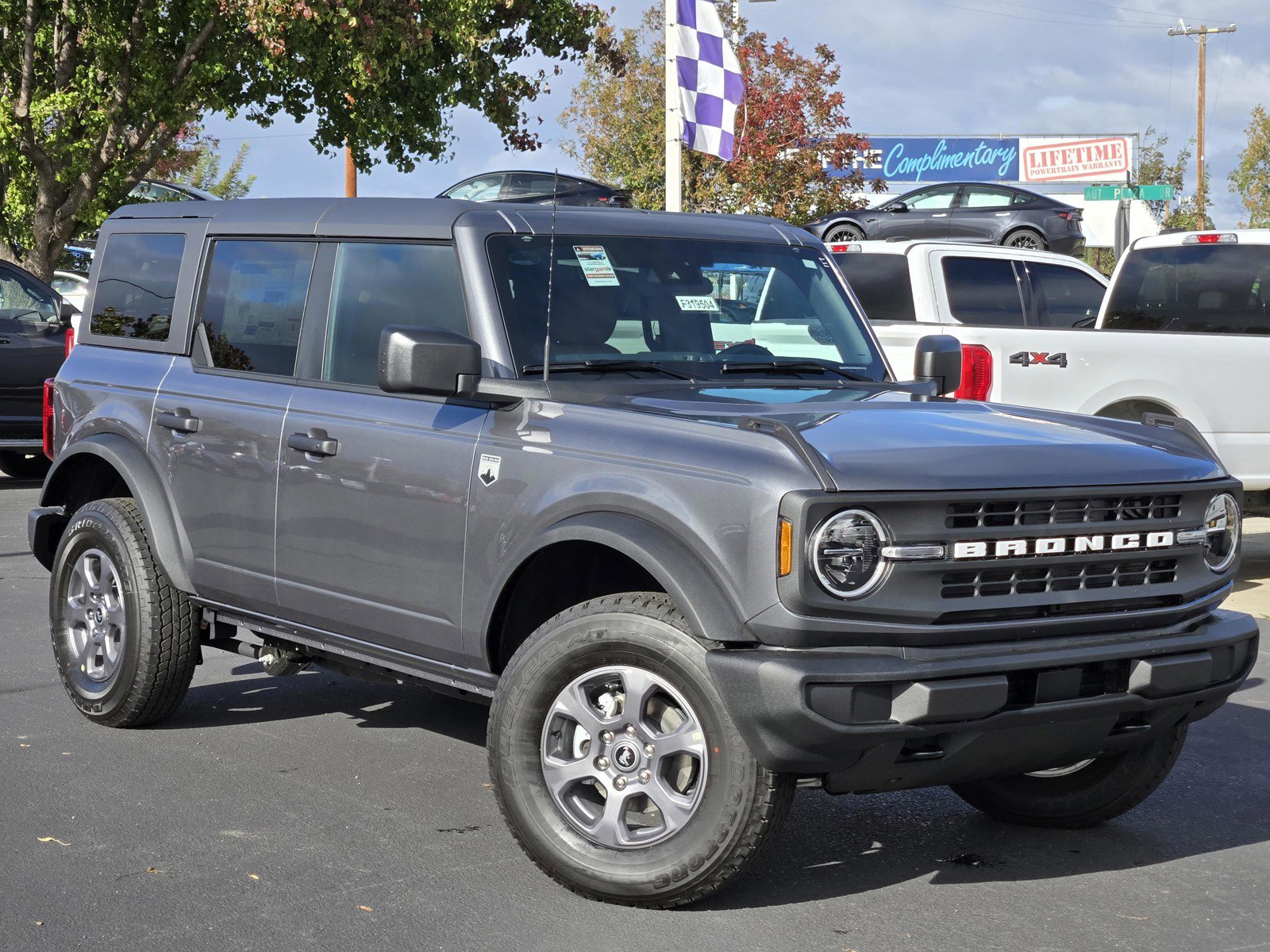 2025 Ford Bronco 4-Door Big Bend's photo