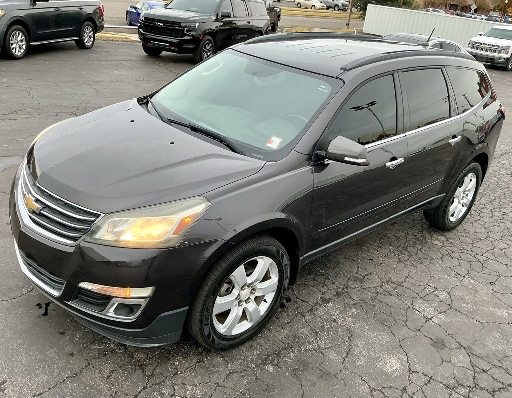 Image of Pre-Owned 2016 Chevrolet Traverse LT