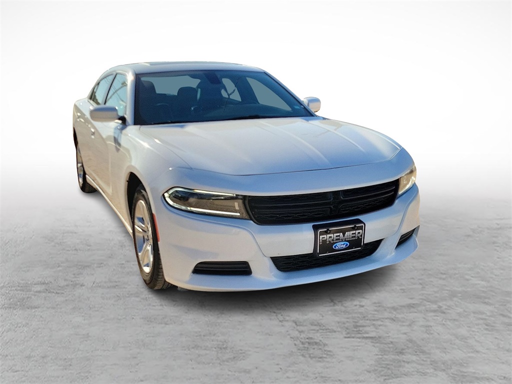 2022 Dodge Charger SXT photo 2