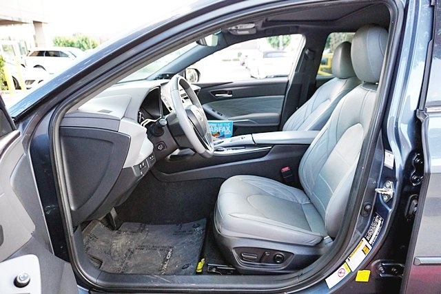 Used 2019 Gray Toyota XLE image 12